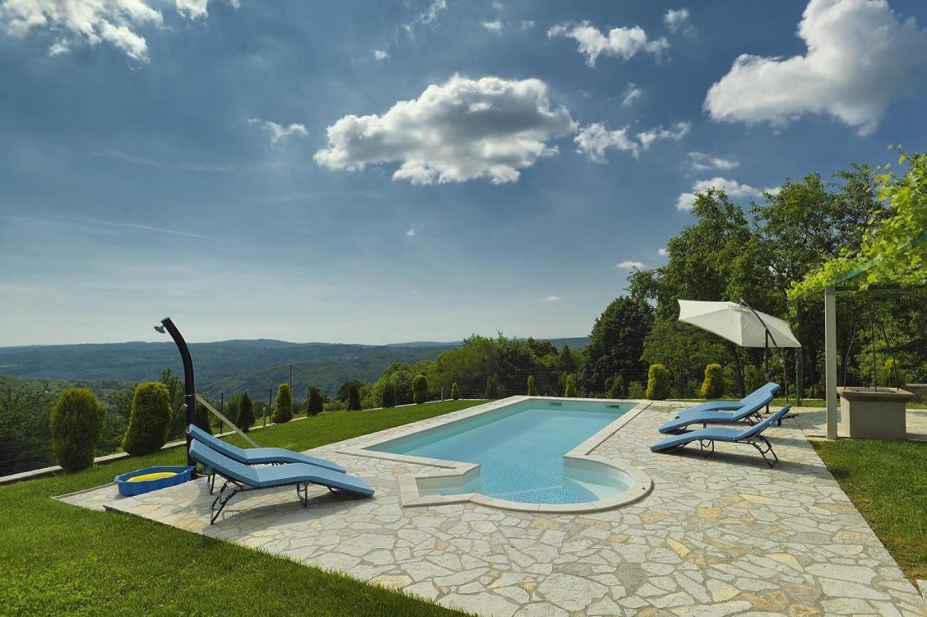 Villa Bella Lupoglav  Екстериор снимка
